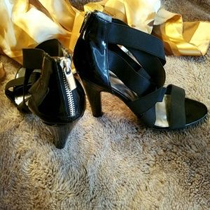 Jessica Simpson Black Heels
